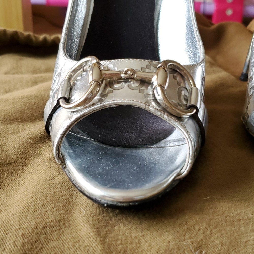 Gucci Silver GG Leather Shiny 4 inch Hill Open Toe - Picture 13 of 16